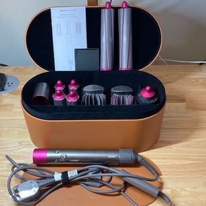 Dyson Airwrap including all pictured accessories and case, used only twice